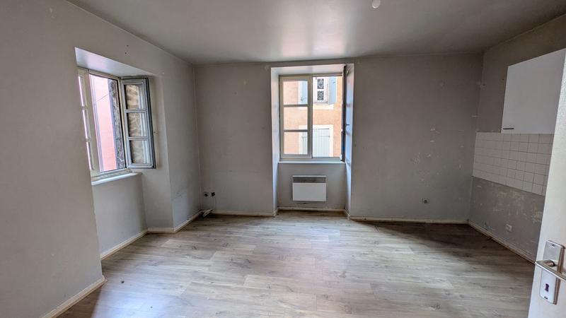 Immeuble - 93 m² - 6 pièces