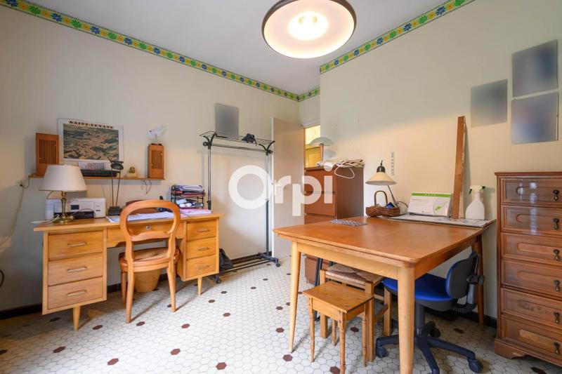 Maison - 160 m² - 8 pièces