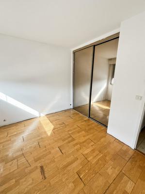 Appartement - 86 m² - 4 pièces