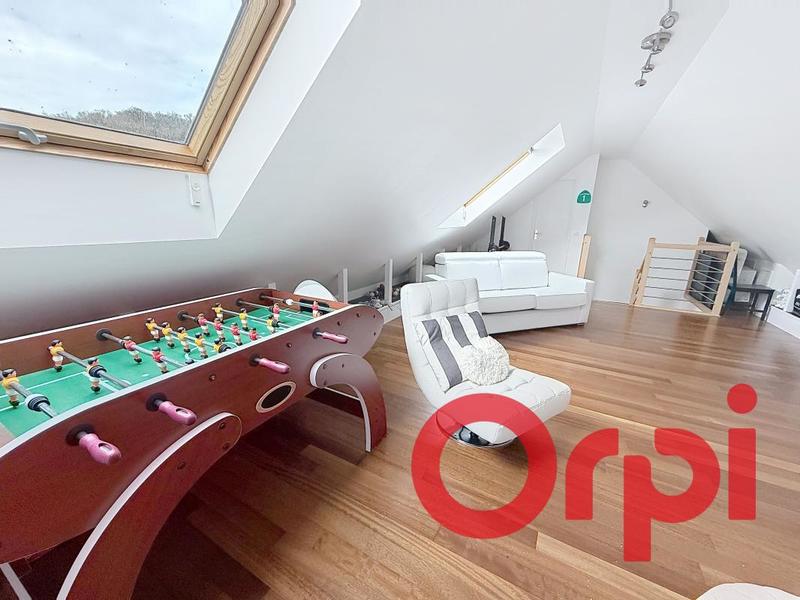 Maison - 175 m² - 6 pièces