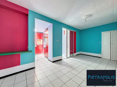 Maison ancienne - 408 m² - 5 pièces