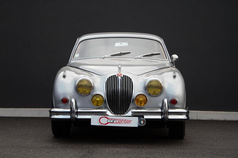 Jaguar Mk II 3.4 Overdrive Gris Argent Cuir Rouge Historique Complet