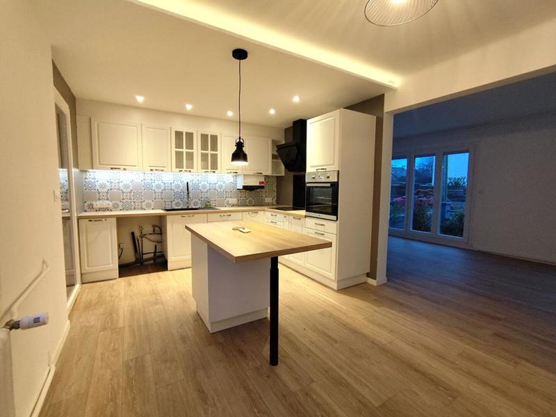 Maison - 84 m² - 5 pièces