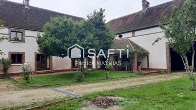 Maison - 390 m² - 10 pièces