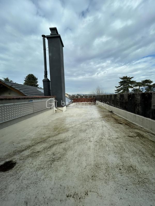 Château - 360 m² - 12 pièces