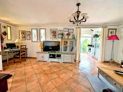 Maison - 160 m² - 8 pièces