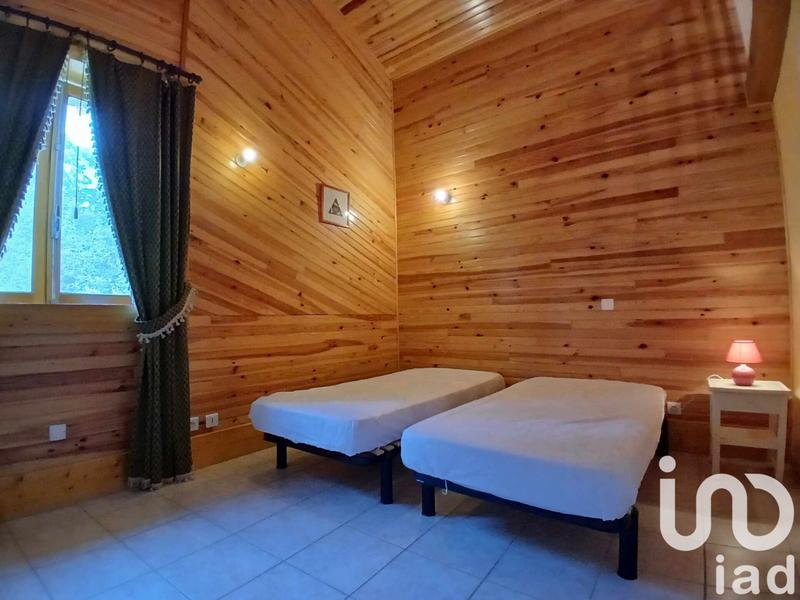 Maison - 354 m² - 12 pièces