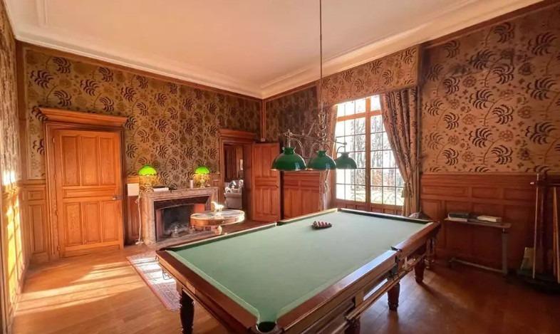 Manoir - 730 m² - 20 pièces