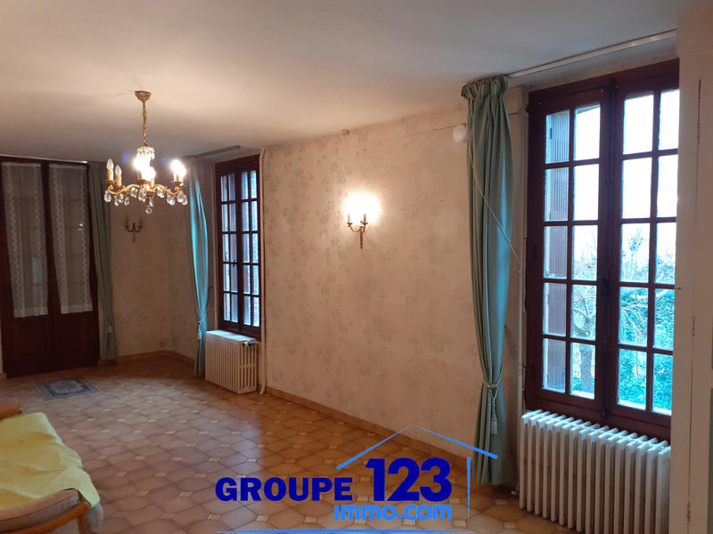 Maison - 152 m² - 8 pièces