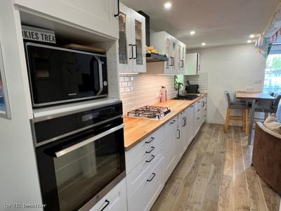 Maison de ville - 99 m² - 4 pièces