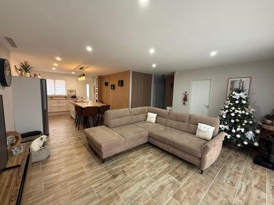 Maison - 83 m² - 4 pièces