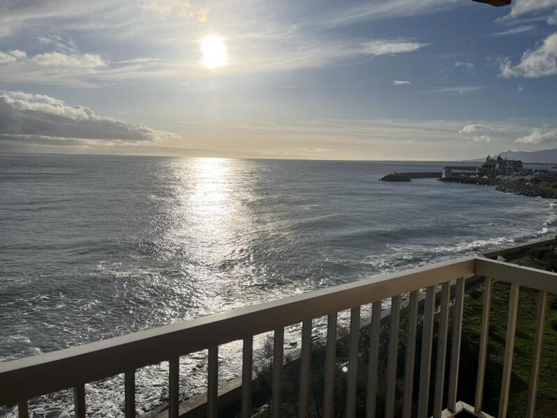 Appartement - 90 m² - 3 pièces