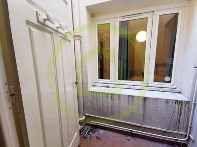 Appartement - 61 m² - 5 pièces