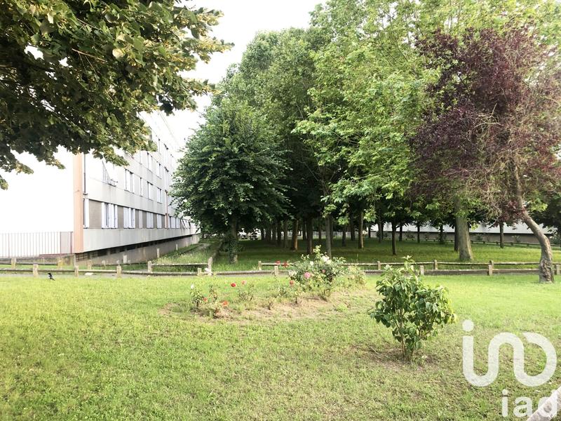 Appartement - 80 m² - 5 pièces