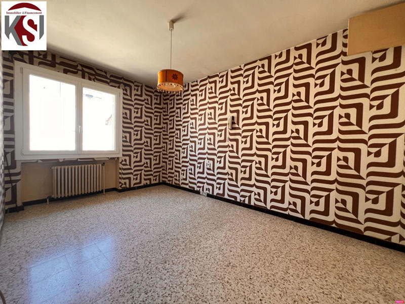 Maison - 214 m² - 8 pièces