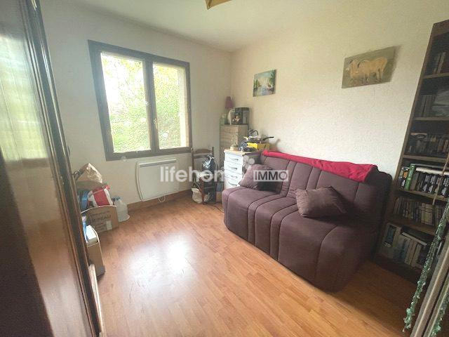 Maison traditionnelle - 95 m² - 6 pièces