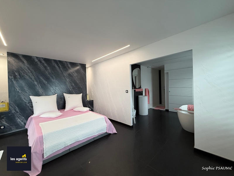 Maison - 103 m² - 4 pièces