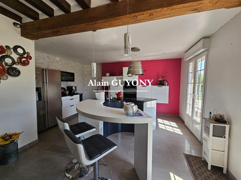 Maison traditionnelle - 127 m² - 4 pièces