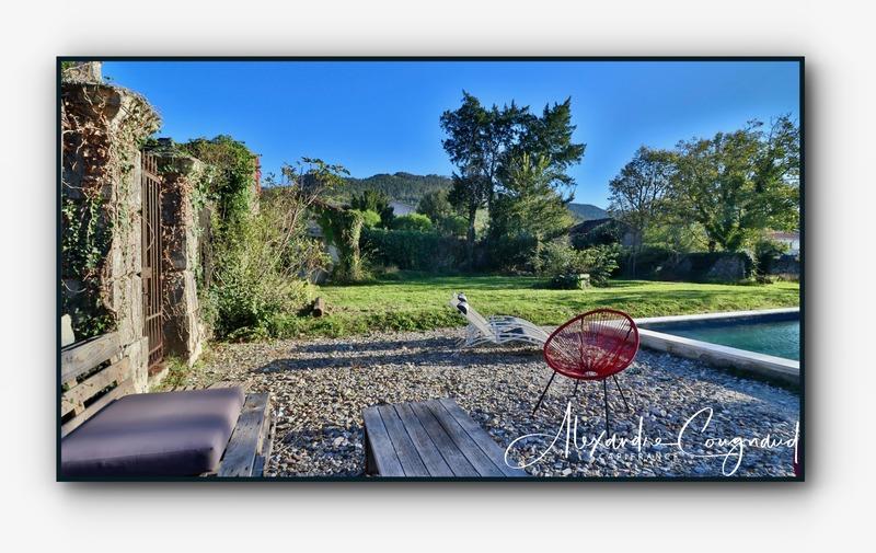 Maison - 307 m² - 9 pièces