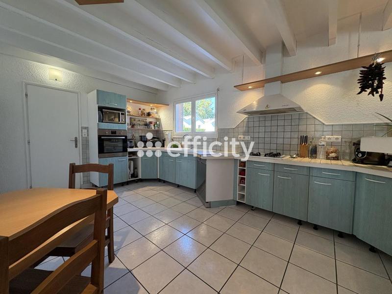 Maison - 170 m² - 5 pièces