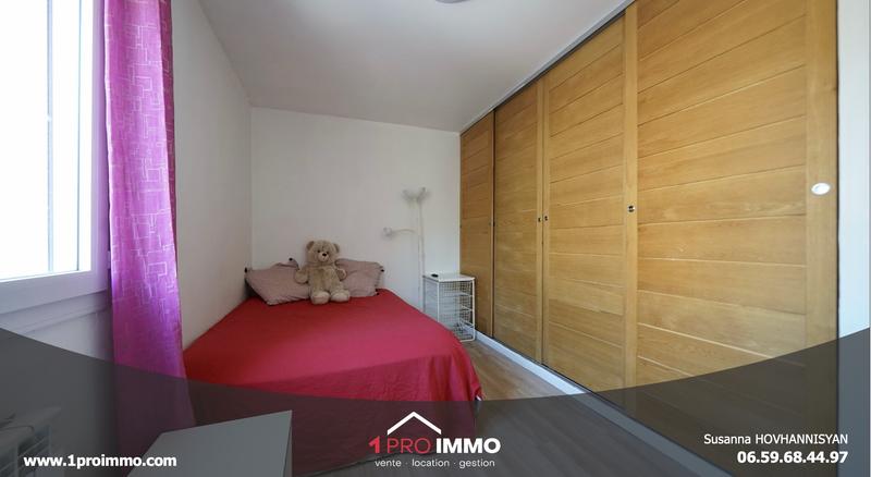 Maison - 184 m² - 7 pièces