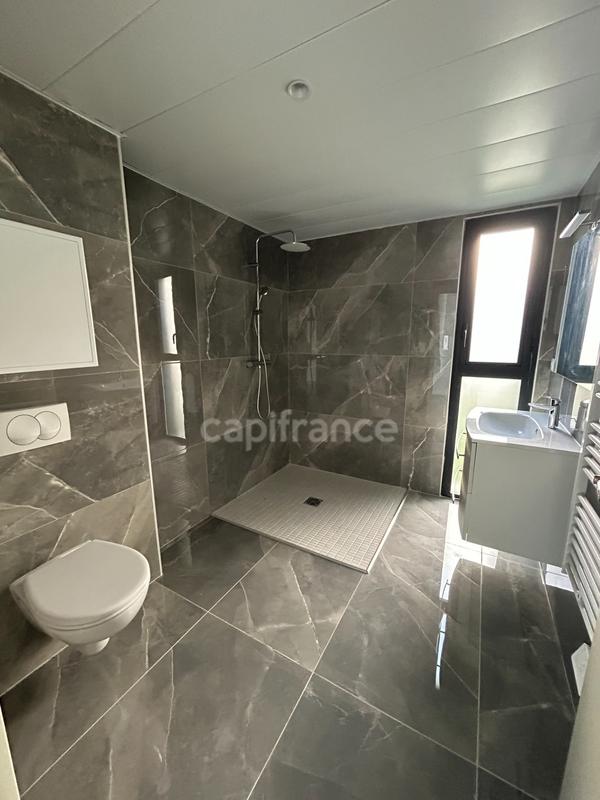 Maison - 143 m² - 3 pièces