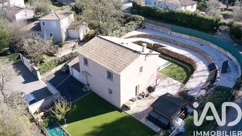 Maison - 147 m² - 5 pièces