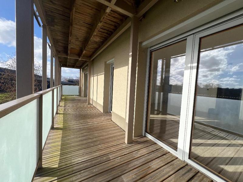 Appartement - 81 m² - 4 pièces