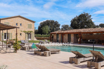 Demeure - 800 m² - 17 pièces