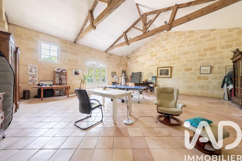 Maison - 409 m² - 10 pièces