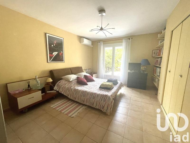 Maison - 213 m² - 8 pièces