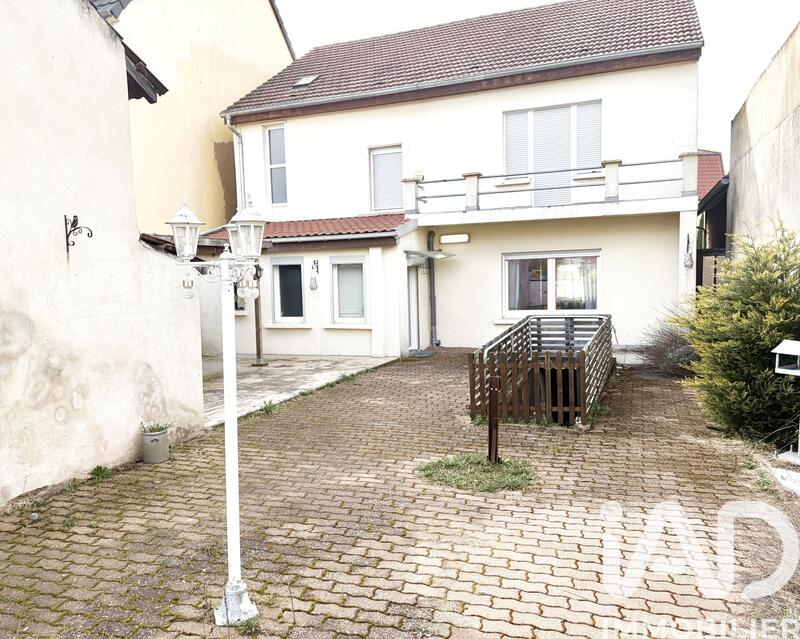 Maison - 157 m² - 6 pièces