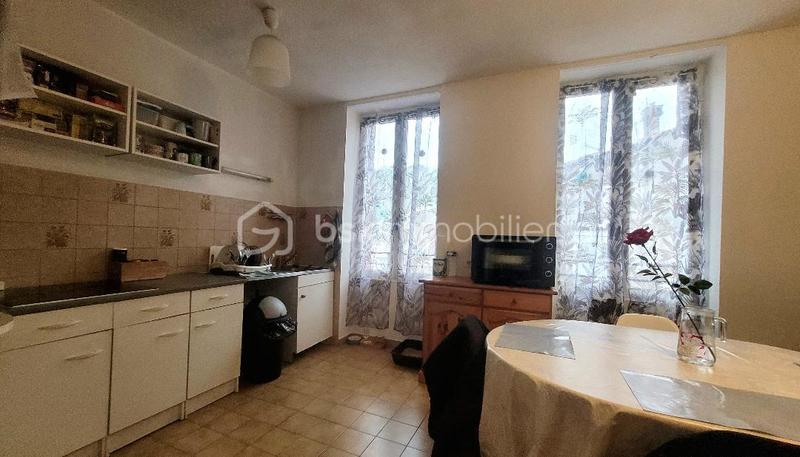 Immeuble - 750 m² - 8 pièces