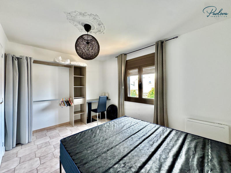 Appartement - 93 m² - 4 pièces