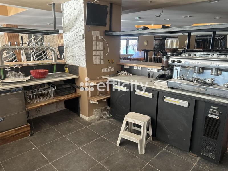 Bureau - 781 m² - 16 pièces