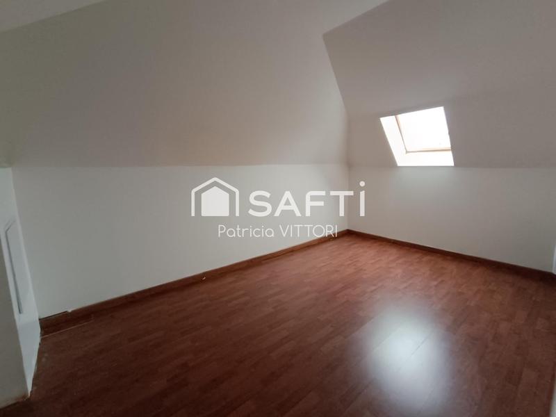 Maison - 250 m² - 6 pièces