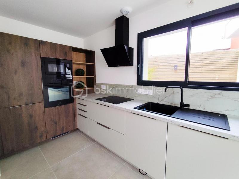 Maison traditionnelle - 142 m² - 5 pièces