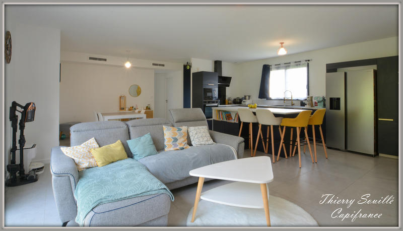 Maison - 98 m² - 5 pièces