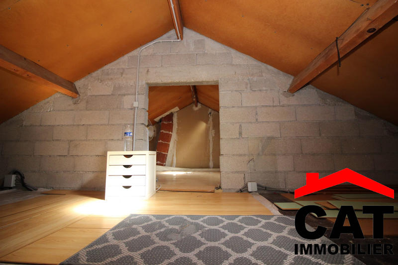 Maison traditionnelle - 98 m² - 6 pièces