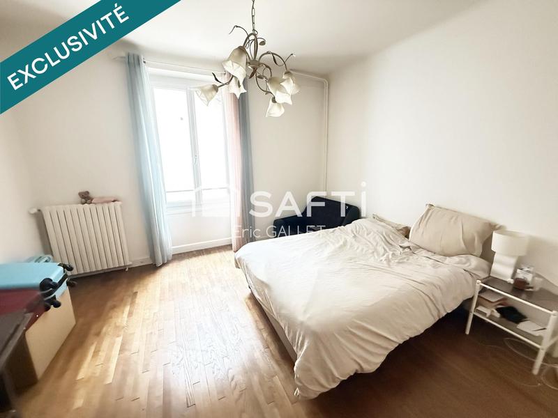 Maison - 235 m² - 7 pièces