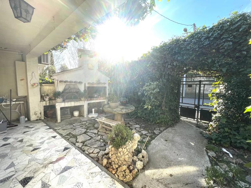 Maison - 98 m² - 4 pièces