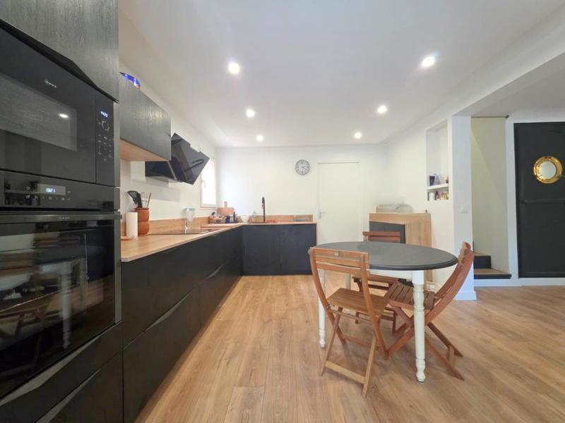 Maison - 121 m² - 4 pièces