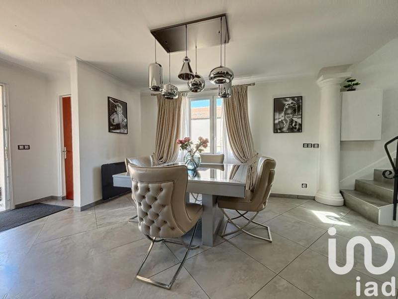 Maison - 160 m² - 5 pièces