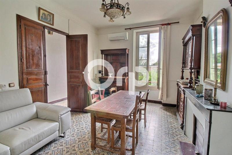 Maison - 190 m² - 5 pièces