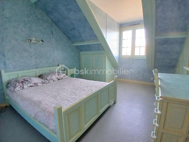 Maison - 163 m² - 8 pièces