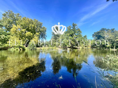 Appartement - 110 m² - 5 pièces