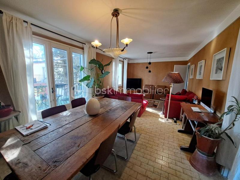 Maison - 99 m² - 5 pièces