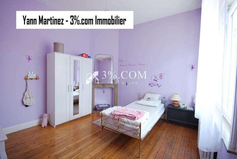 Maison - 276 m² - 9 pièces