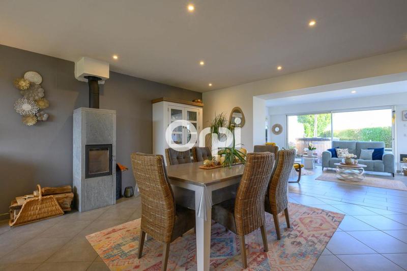 Maison - 188 m² - 5 pièces