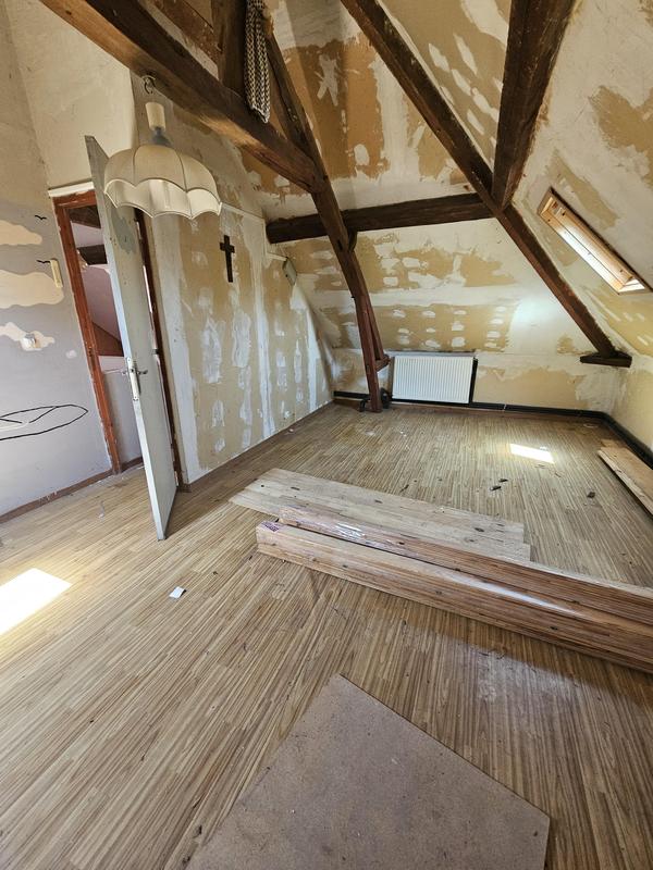 Maison - 101 m² - 6 pièces